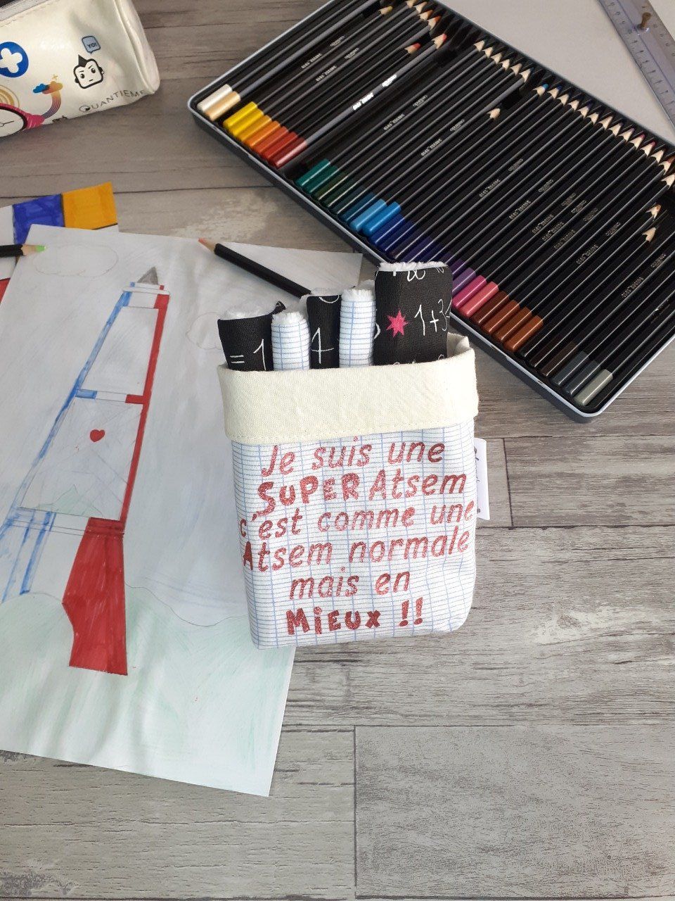 Panière et ses 7 lingettes démaquillantes SUPER Maîtresse – Image 3