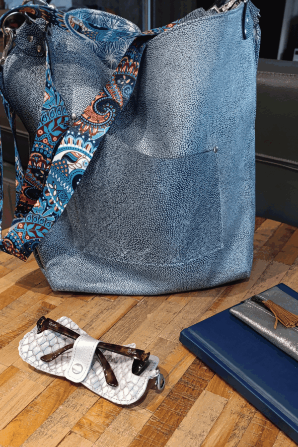 Etui à lunettes en cuir - s'accroche  sac – Image 3